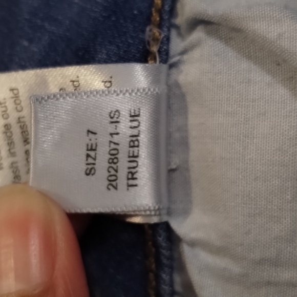 So Kohl's Low Rise Favorite Shortie Demin Shorts size girl 7 - Picture 15 of 15